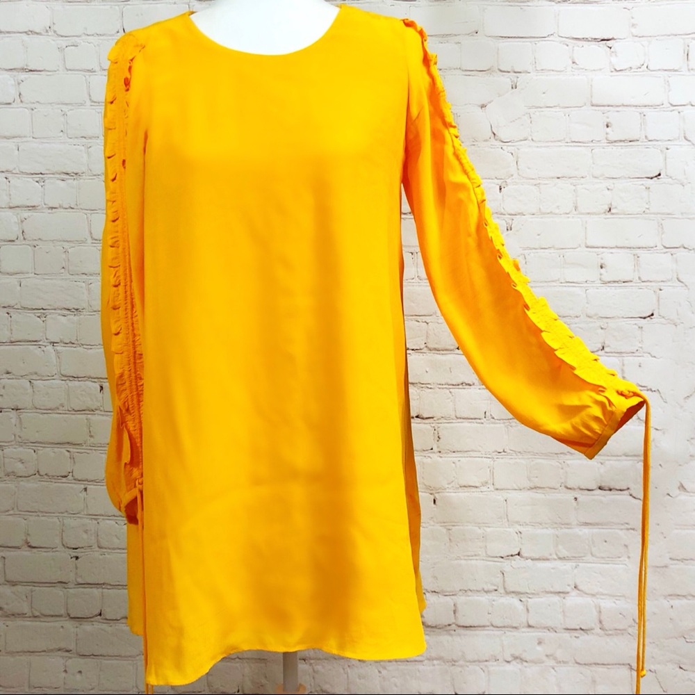 EUC Zara Trafaluc Dandelion Yellow Mini Dress S
